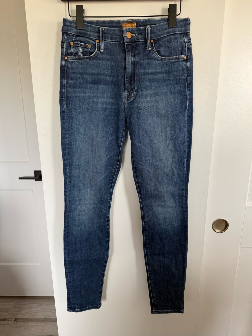 MOTHER High Waisted Looker Jeans Size 27